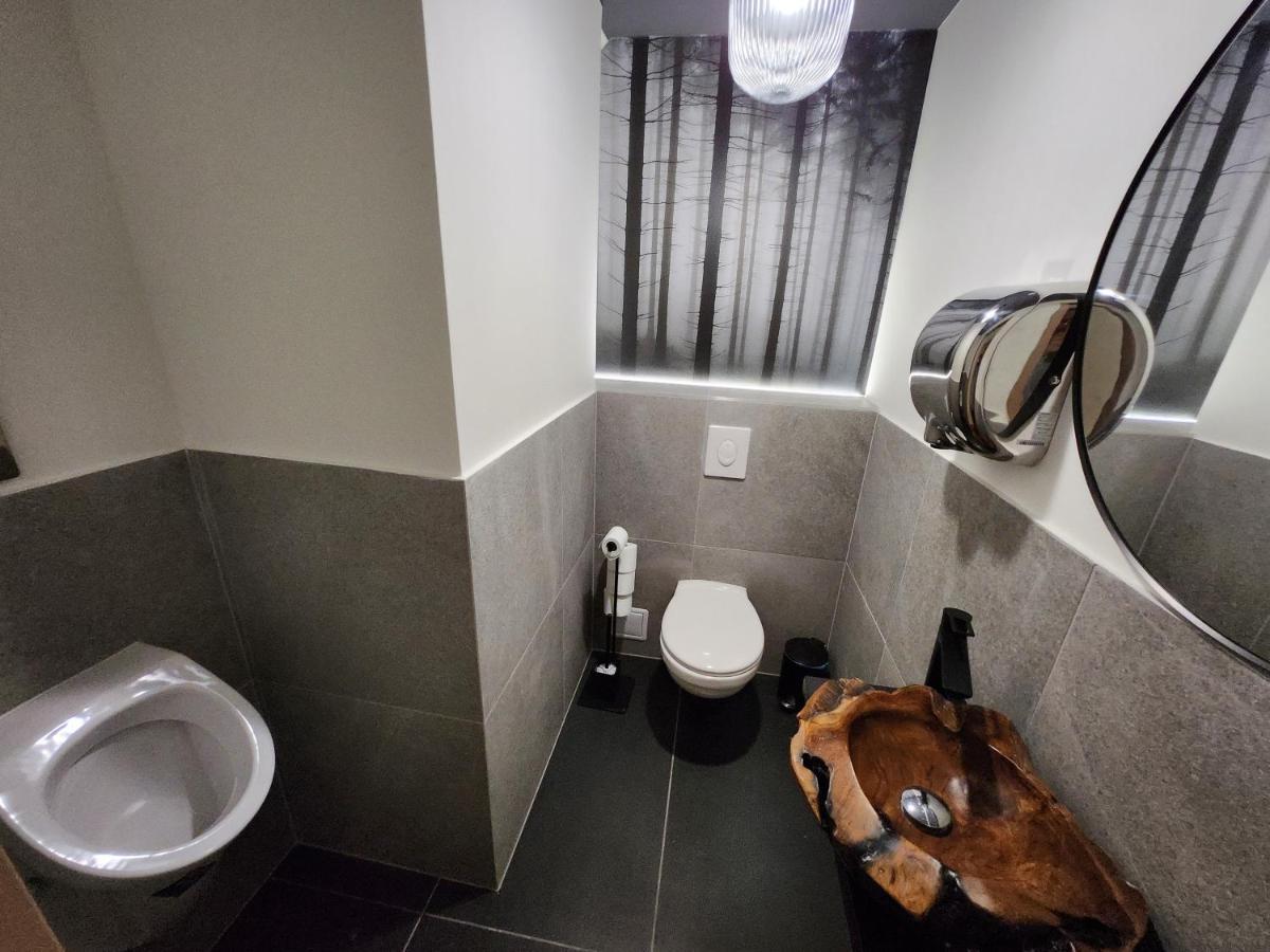 Apartman 18 Aparthotel Debrecen Exteriör bild