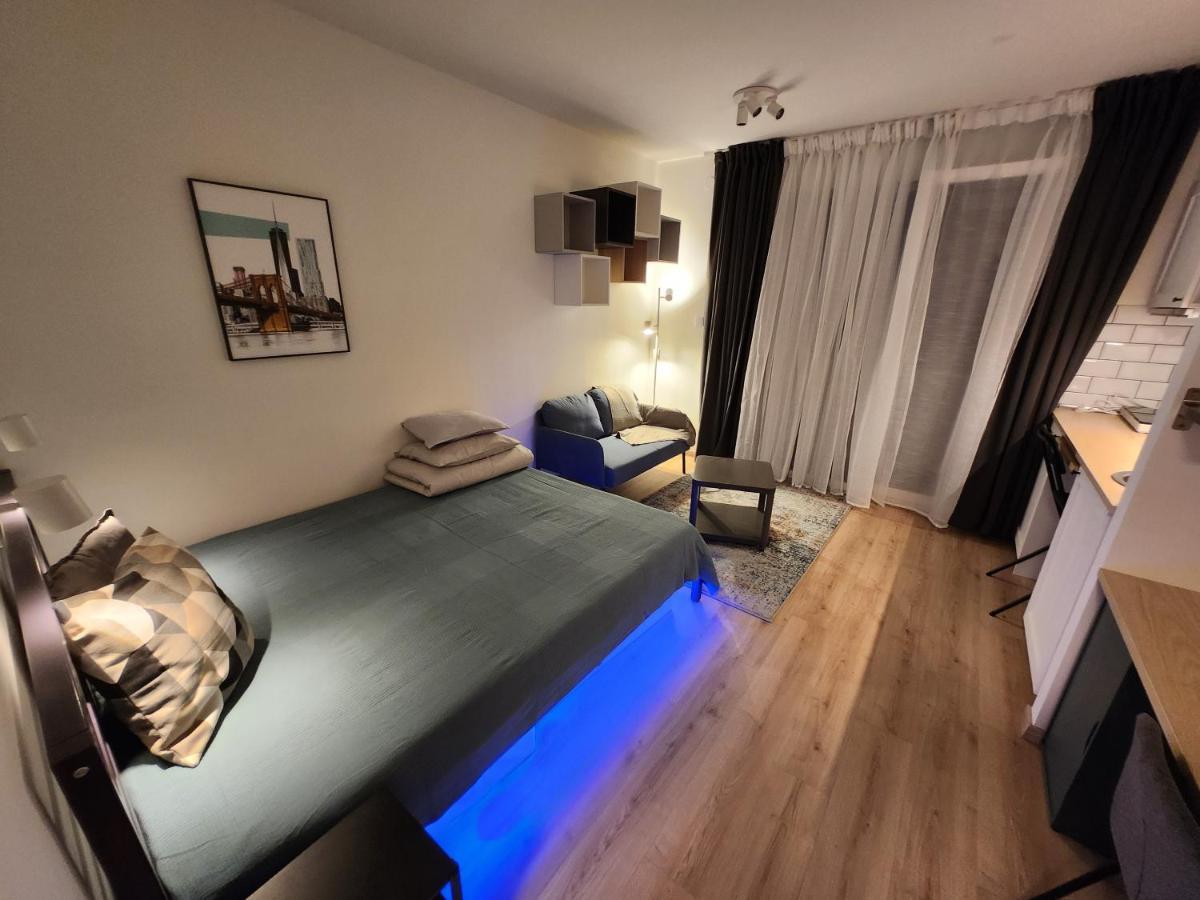 Apartman 18 Aparthotel Debrecen Exteriör bild